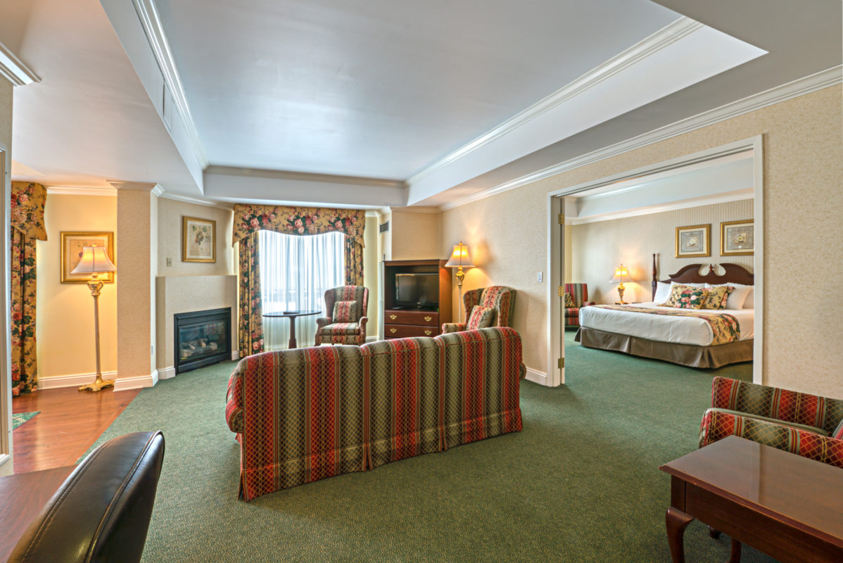 casablanca_hotel_luxury-suite_1